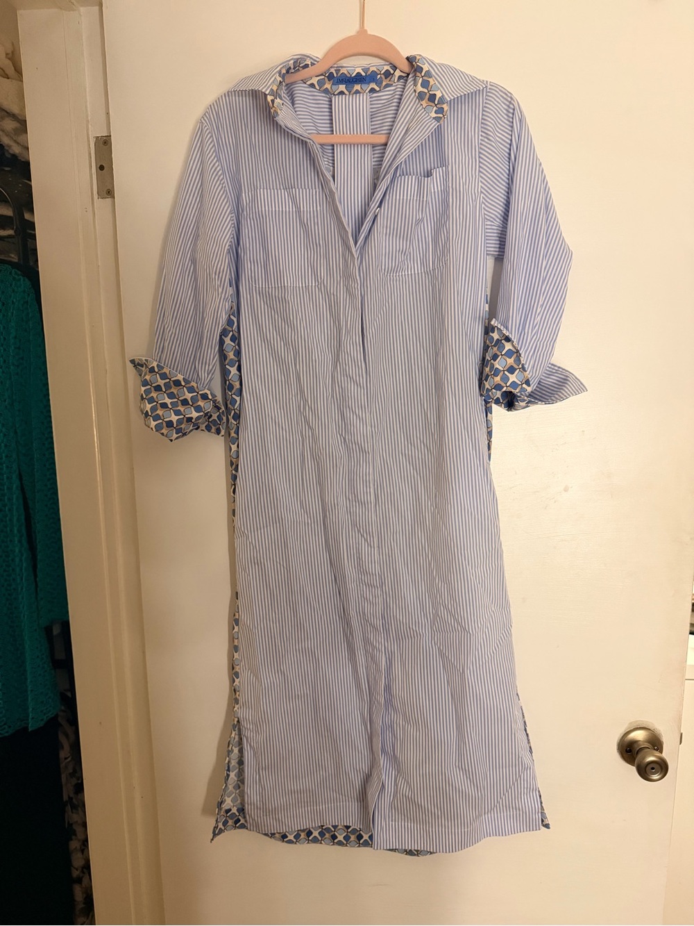 J.McLaughlin Blue Striped Shirt Dress – Size Small 💙🤍✨